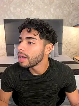 RaphaelDufort online show from 11.08.25