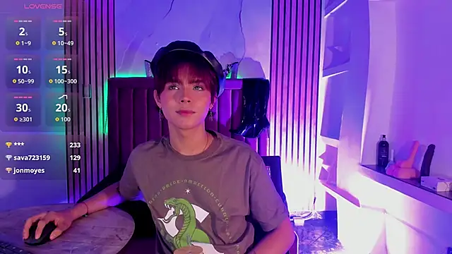 DannysaStar online show from 10.04.25