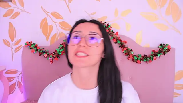 Ginevra esposito online show from 12.15.25