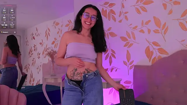 Snapshot of Ginevra_esposito chatting on 03.16.26 Ginevra esposito online show from 03.16.26