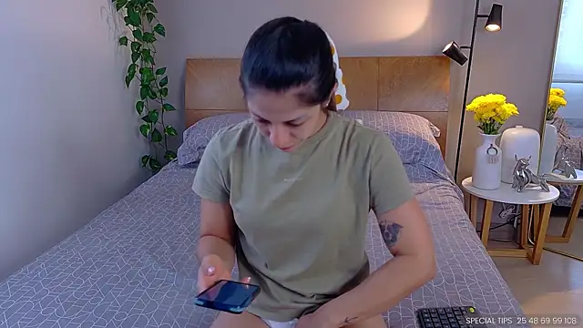 sarah rayy online show from 09.25.25