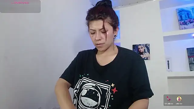 Raven Rouge  online show from 01.12.26