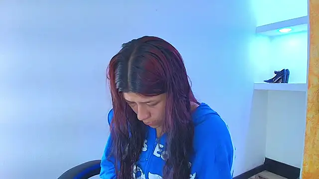 Raven Rouge  online show from 01.17.26