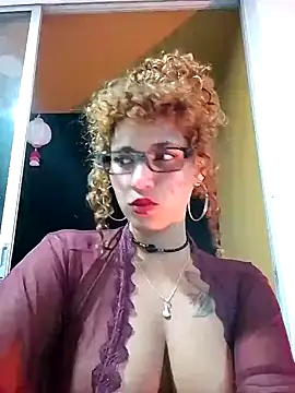 Vikyvoyeur online show from 09.25.25