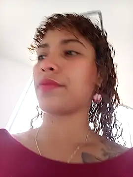 Vikyvoyeur online show from 11.30.25