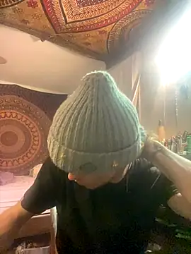 XanderOzzz online show from 09.13.25