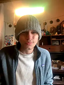 XanderOzzz online show from 10.25.25