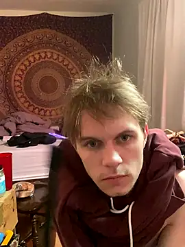 XanderOzzz online show from 10.31.25