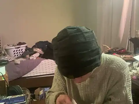 XanderOzzz online show from 12.19.25