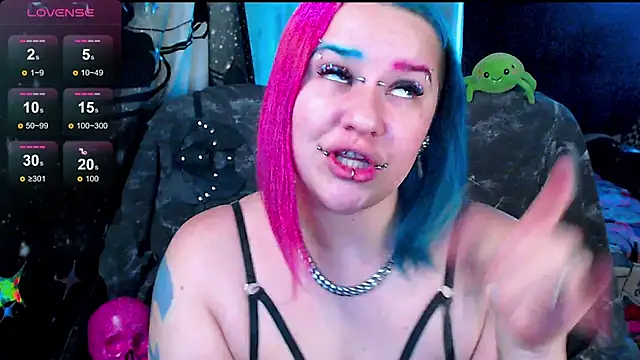 Snapshot of NeonNectar_ chatting on 02.02.26 NeonNectar online show from 02.02.26