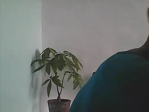 Snapshot of XaviGomez-87 chatting on 09.08.25 XaviGomez-87 online show from 09.08.25