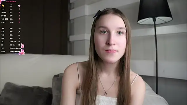 NanaMertins online show from 12.17.25