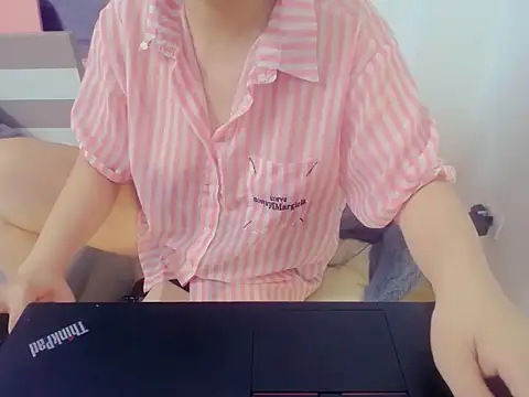 Lamoon 2k online show from 10.03.25