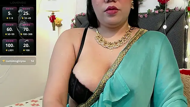 Snapshot of IndraKaur_ chatting on 04.25.26 IndraKaur online show from 04.25.26