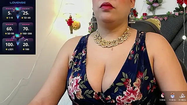 Snapshot of IndraKaur_ chatting on 05.21.26 IndraKaur online show from 05.21.26