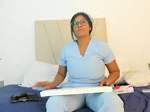  Miaa khalifa  online show from 10.07.25