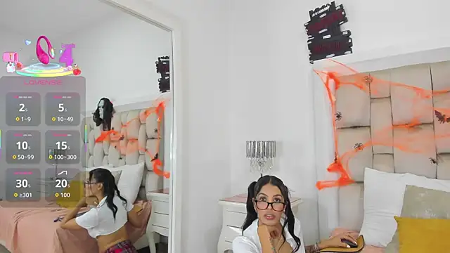 ValerieSoto online show from 10.30.25