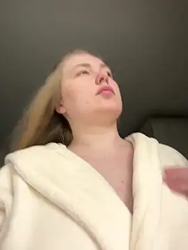 DeniMilkyyyyy online show from 02.02.26