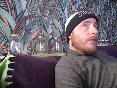 Snapshot of gaydavid chatting on 10.30.25 gaydavid online show from 10.30.25