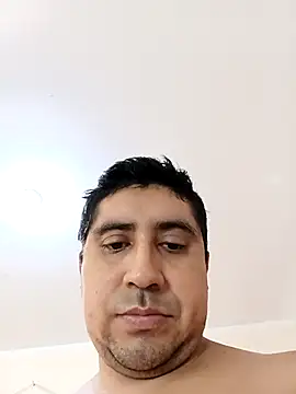 Snapshot of AntonioFit chatting on 04.06.26 AntonioFit online show from 04.06.26