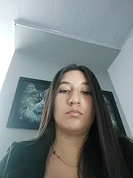 Snapshot of LunaBaby- chatting on 09.24.25 LunaBaby- online show from 09.24.25
