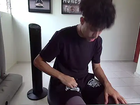 Dollarhot30 online show from 02.02.26