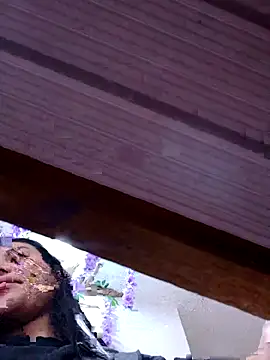 burbuja02 online show from 11.02.25