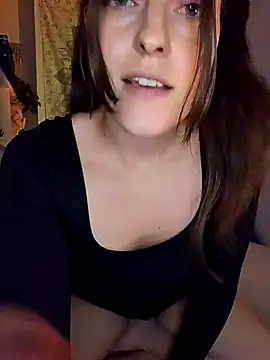 BelleFelicitas online show from 10.26.25