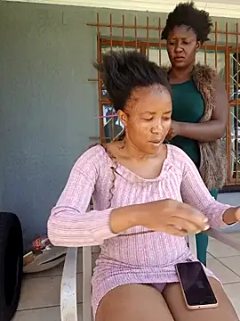 DarkQueen 94 online show from 11.18.25