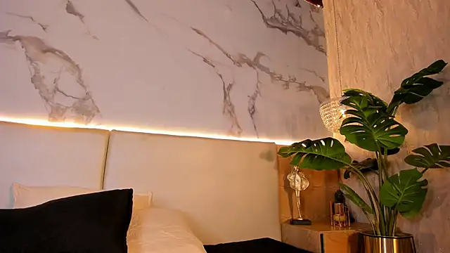 Celeste-Evanns online show from 02.21.26