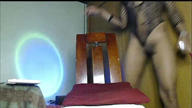 Galgadot3 online show from 10.10.25