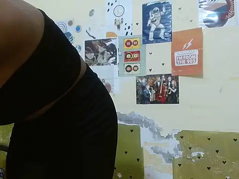 Snapshot of shallyji chatting on 09.29.25 shallyji online show from 09.29.25