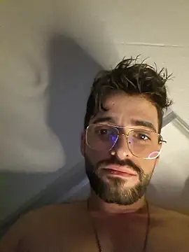 young swisscouple online show from 01.18.26