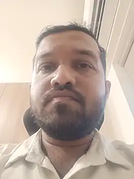 Snapshot of VJ17 chatting on 05.15.26 VJ17 online show from 05.15.26