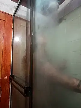 Snapshot of TiffanyTomshon chatting on 10.25.25 TiffanyTomshon online show from 10.25.25