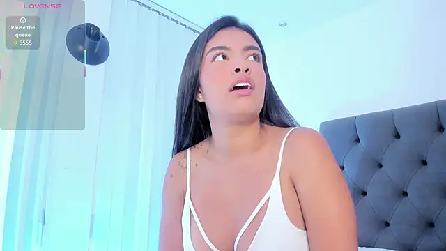 VictoriaParkeer online show from 11.24.25