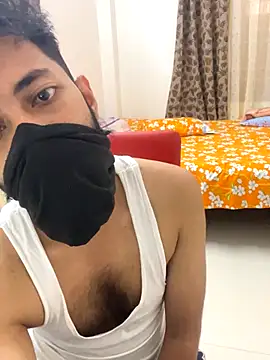 Snapshot of jo_rodriguez chatting on 10.13.25 jo rodriguez online show from 10.13.25