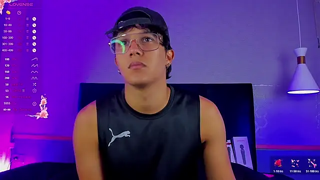 Leo Savage  online show from 11.04.25