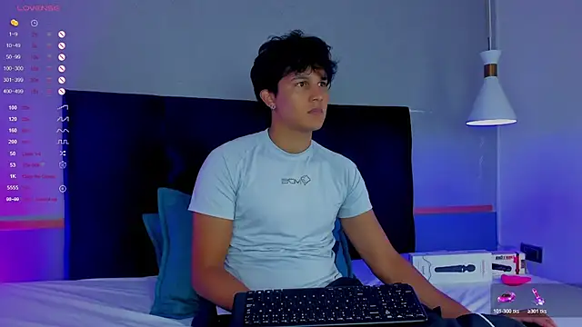 Leo Savage  online show from 11.10.25