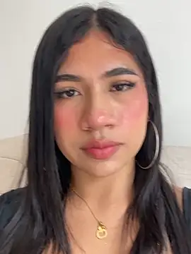 Snapshot of LiaSaenz27 chatting on 09.18.25 LiaSaenz27 online show from 09.18.25