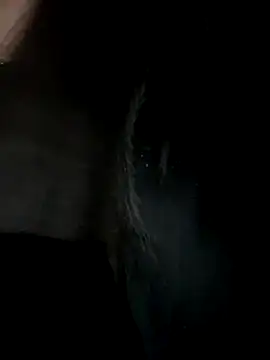 Snapshot of LiaSaenz27 chatting on 09.24.25 LiaSaenz27 online show from 09.24.25