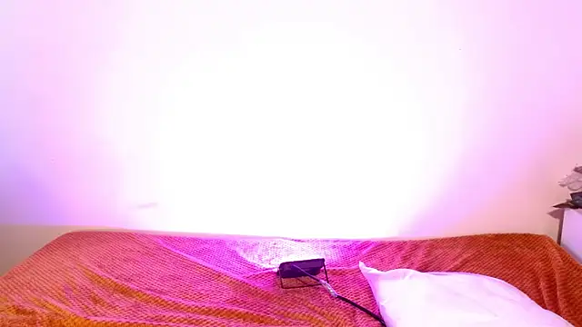 Snapshot of shelbygp chatting on 02.16.26 shelbygp online show from 02.16.26