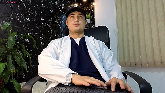 Alexander ferre online show from 02.26.26