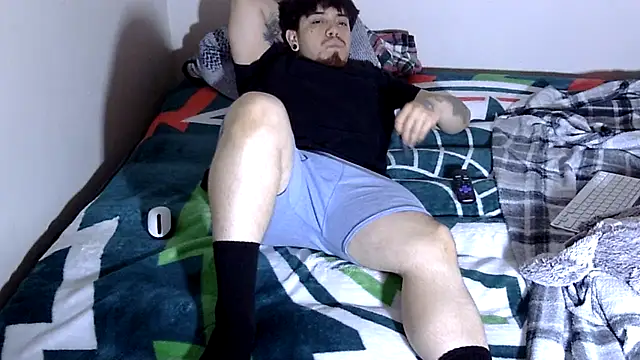 Snapshot of kennyCumz chatting on 01.15.26 kennyCumz online show from 01.15.26