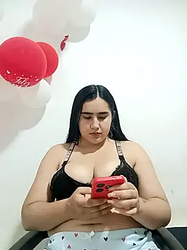 Snapshot of Dani_34velan chatting on 10.08.25 Dani 34velan online show from 10.08.25