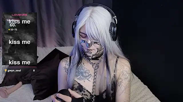 GothXRaven online show from 10.07.25