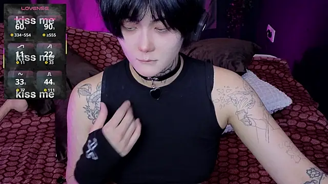 GothXRaven online show from 10.13.25