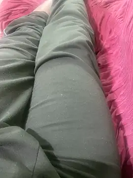 Snapshot of Binuthomas chatting on 12.19.25 Binuthomas online show from 12.19.25