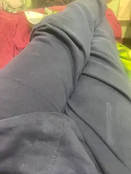 Snapshot of Binuthomas chatting on 01.07.26 Binuthomas online show from 01.07.26