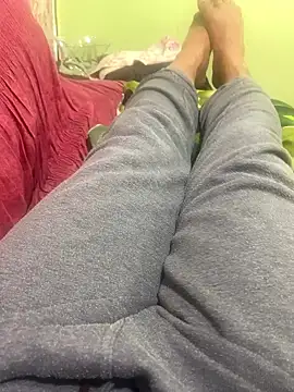 Snapshot of Binuthomas chatting on 01.08.26 Binuthomas online show from 01.08.26